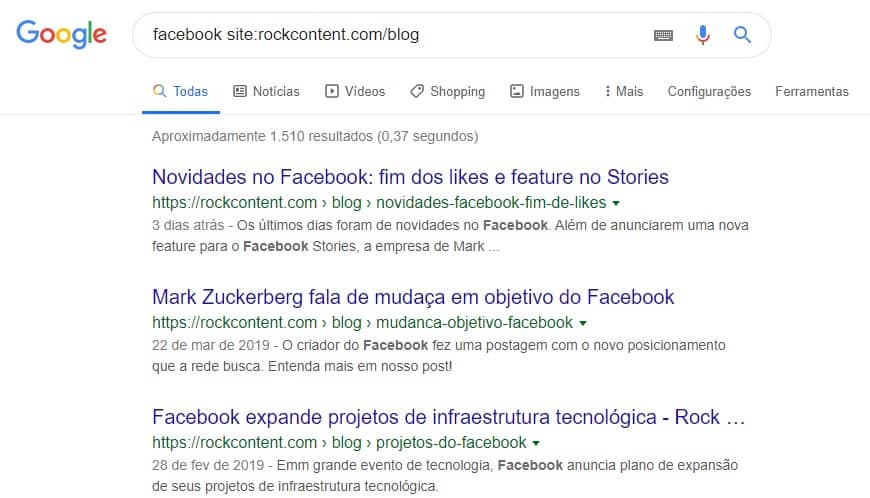 Busca sobre algo que você quer ler em um determinado site. Por exemplo: facebook site:rockcontent.com/blog